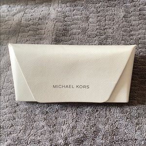 Michael Kors Eyeglass/Sunglasses Case